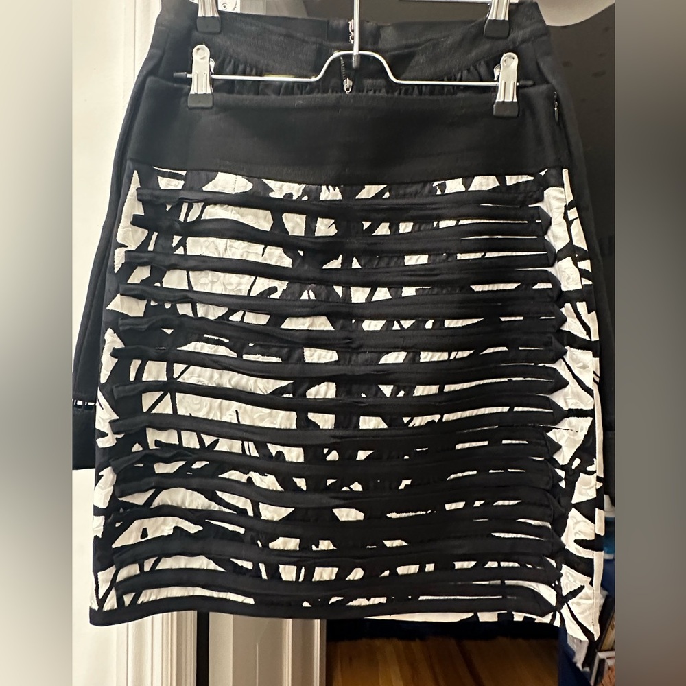 Cute skirt size 8